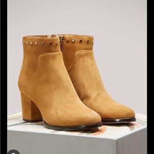 Jimmy Choo Melvin 65 Studded Suede Ankle Boots Tan